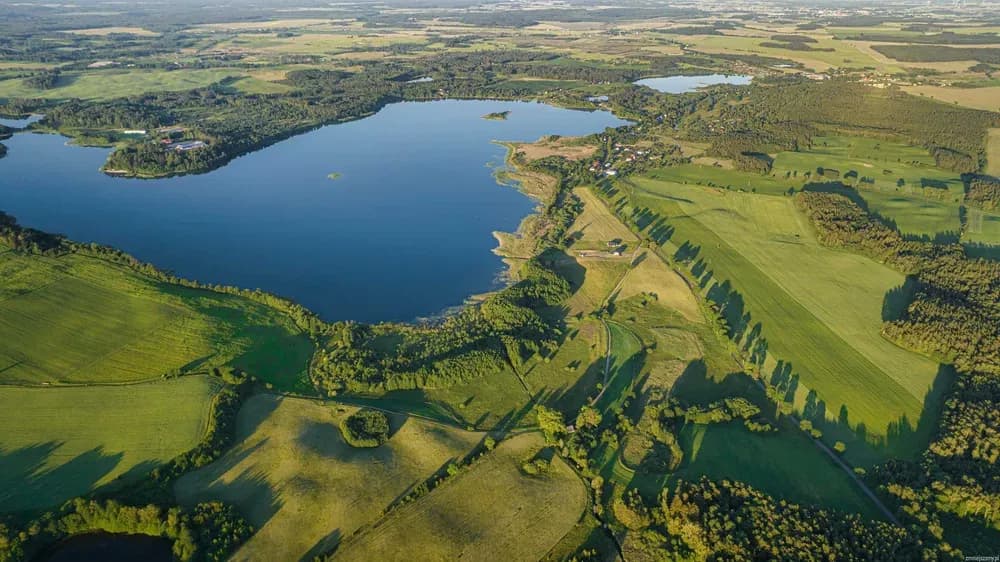 Gospodarstwo Rolne 245 hektarów na mazurach nad jeziorem Kownatki