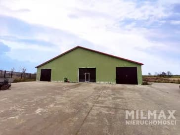 Hala 1121 m², działka 3.97 ha